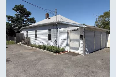 576 Sea St, Quincy, MA 02169 - Photo 2