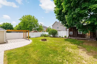11 Everett Ave, Webster, MA 01570 - Photo 6