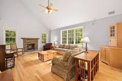 118 Bay Rd, Norton, MA 02766 - Photo 8