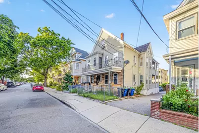 39 Derby St, Somerville, MA 02145 - Photo 2