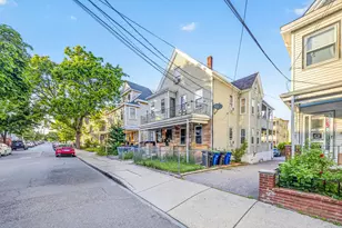 39 Derby St, Somerville, MA 02145 - Photo 2