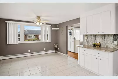 52 Augustus St, Revere, MA 02151 - Photo 6