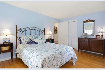 19 Glen Dr, Peabody, MA 01960 - Photo 14