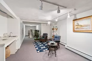 10 Lancaster Pl, Andover, MA 01810 - Photo 36
