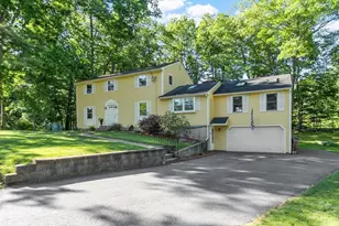 10 Lancaster Pl, Andover, MA 01810 - Photo 1