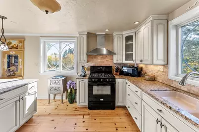 92 Lookout Point Rd, Plymouth, MA 02360 - Photo 18