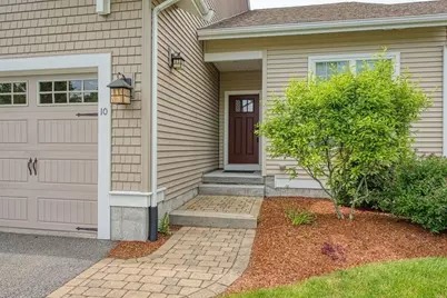 10 Thoreau Trail #10, Milford, MA 01757 - Photo 2