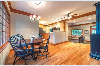 84 Greenwich Rd, East Longmeadow, MA 01028 - Photo 12