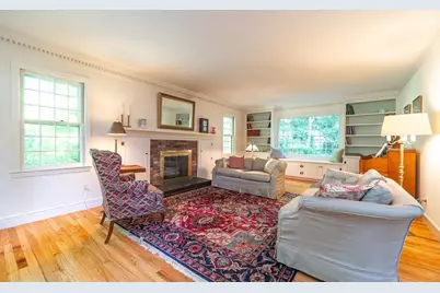 84 Greenwich Rd, East Longmeadow, MA 01028 - Photo 4