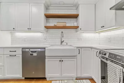 27 Sun Valley Dr, Braintree, MA 02184 - Photo 4