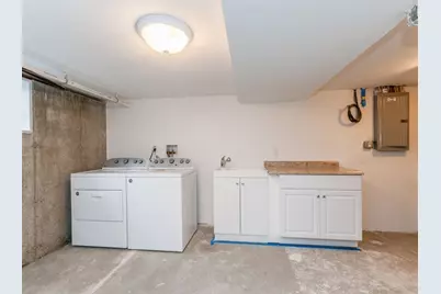 182 Cushing St #182, Cambridge, MA 02138 - Photo 18