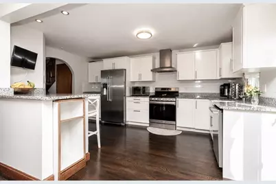 592 Mountain Ave, Revere, MA 02151 - Photo 10