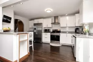 592 Mountain Ave, Revere, MA 02151 - Photo 10