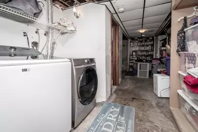 592 Mountain Ave, Revere, MA 02151 - Photo 28