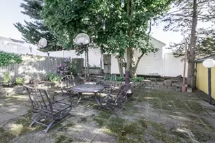 592 Mountain Ave, Revere, MA 02151 - Photo 26