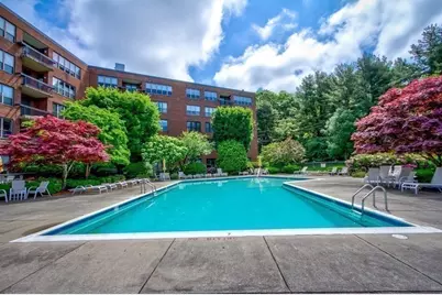 210 Nahanton St #415, Newton, MA 02459 - Photo 8