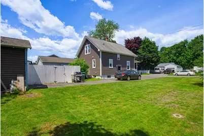 63 Stedman St, Chicopee, MA 01013 - Photo 6