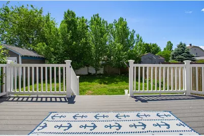 63 Stedman St, Chicopee, MA 01013 - Photo 4