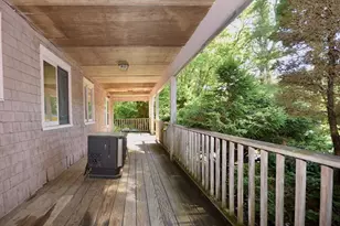 19 S Kingman St, Lakeville, MA 02347 - Photo 4