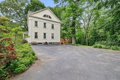 10 Summit Ave, Methuen, MA 01844 - Photo 36