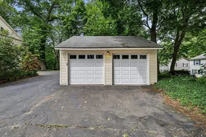 10 Summit Ave, Methuen, MA 01844 - Photo 40