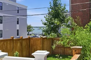 845 E 5th St, Boston, MA 02127 - Photo 14