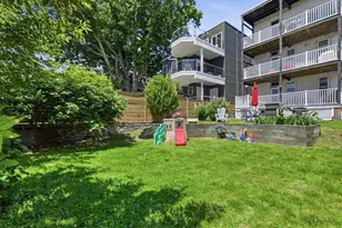 845 E 5th St, Boston, MA 02127 - Photo 16