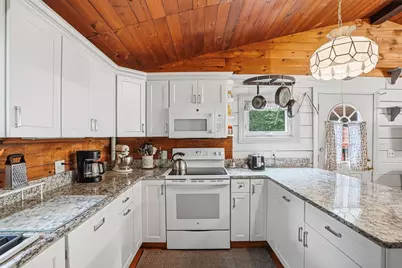 59 Woodland Rd, Southborough, MA 01772 - Photo 10