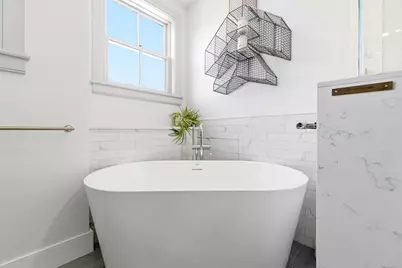 284 Bunker Hill St #5, Boston, MA 02129 - Photo 22