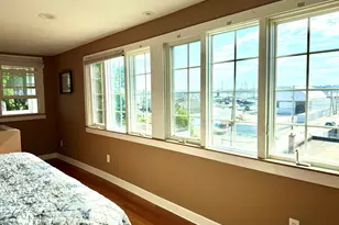 16 Middle St, Fairhaven, MA 02719 - Photo 16