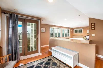 16 Middle St, Fairhaven, MA 02719 - Photo 12