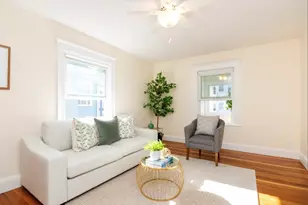33 Pierce Ave, Boston, MA 02122 - Photo 4