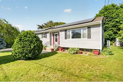133 Sycamore St, Fairhaven, MA 02719 - Photo 6