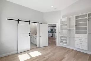 34 Underhill St, Winthrop, MA 02152 - Photo 12