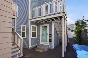 34 Underhill St, Winthrop, MA 02152 - Photo 16
