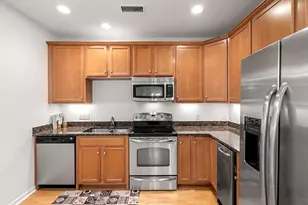 204 Clocktower Dr, Waltham, MA 02452 - Photo 4