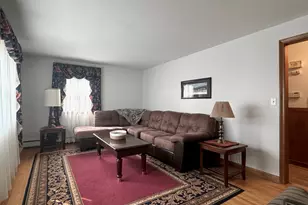 293 Birch Bluffs Dr, Westfield, MA 01085 - Photo 8