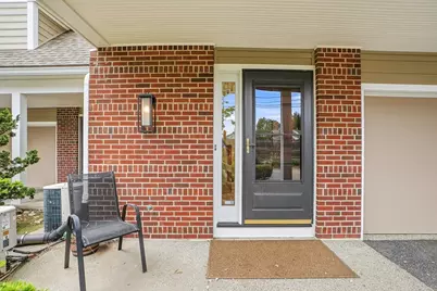 74 S Quinsigamond Ave #2, Shrewsbury, MA 01545 - Photo 4