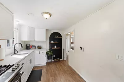 154 Russell Street, Springfield, MA 01104 - Photo 8