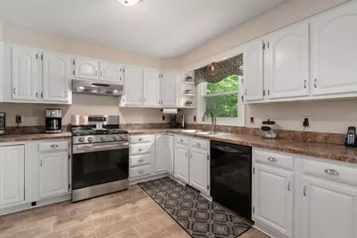 42 Allison Lane, West Springfield, MA 01089 - Photo 6