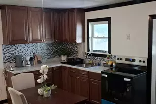90 School St, Taunton, MA 02780 - Photo 12