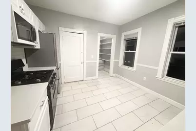 14 Belknap Street #2, Somerville, MA 02144 - Photo 2