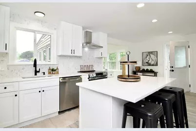 464 Poole St, Ludlow, MA 01056 - Photo 12