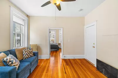 16 Leavitt St #2, Salem, MA 01970 - Photo 4