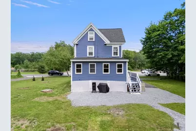 83 Elm St, Salisbury, MA 01952 - Photo 2