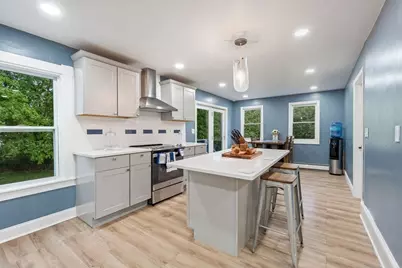 83 Elm St, Salisbury, MA 01952 - Photo 6