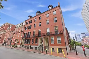 4 Derne St, Boston, MA 02114 - Photo 30