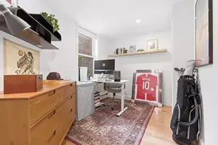 4 Derne St, Boston, MA 02114 - Photo 20