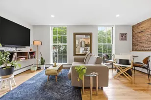 4 Derne St, Boston, MA 02114 - Photo 4