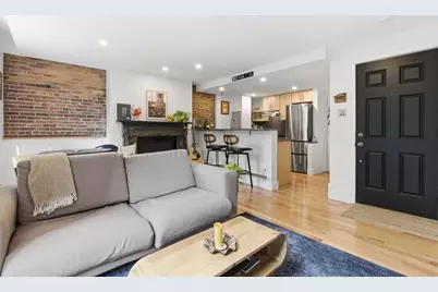 4 Derne St #2, Boston, MA 02114 - Photo 10